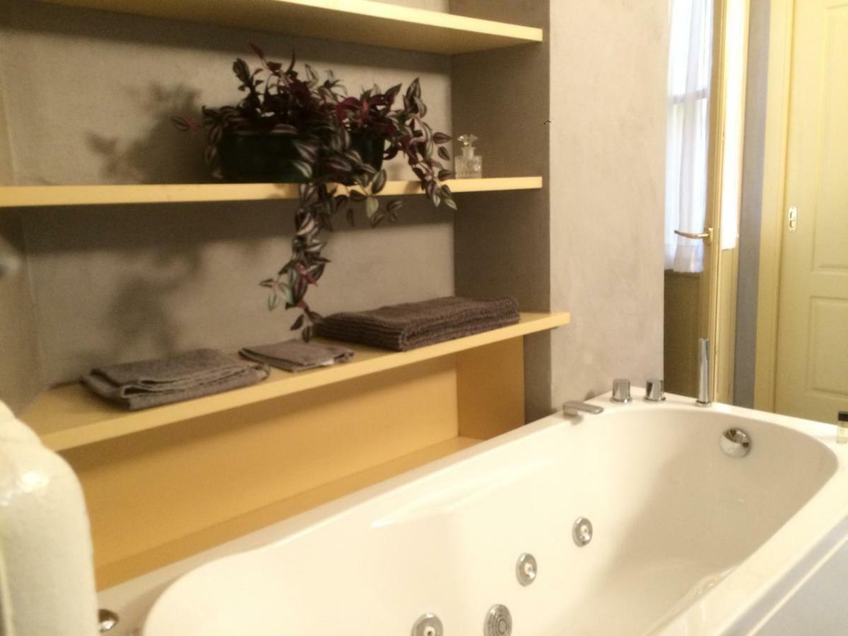 da Luigi New Apartment Cremona Bagian luar foto