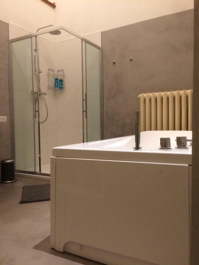 da Luigi New Apartment Cremona Bagian luar foto
