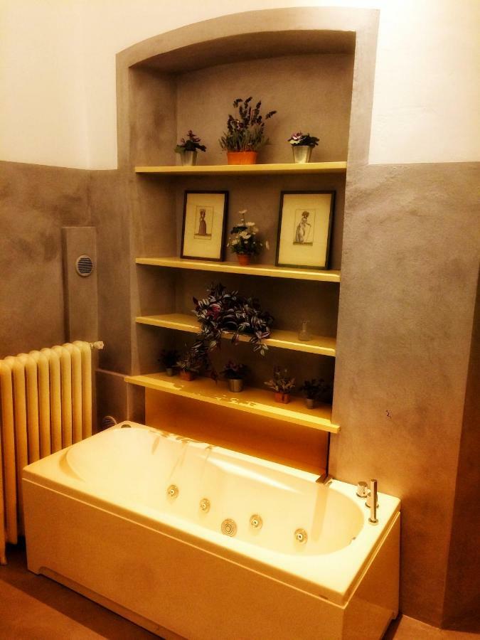 da Luigi New Apartment Cremona Bagian luar foto